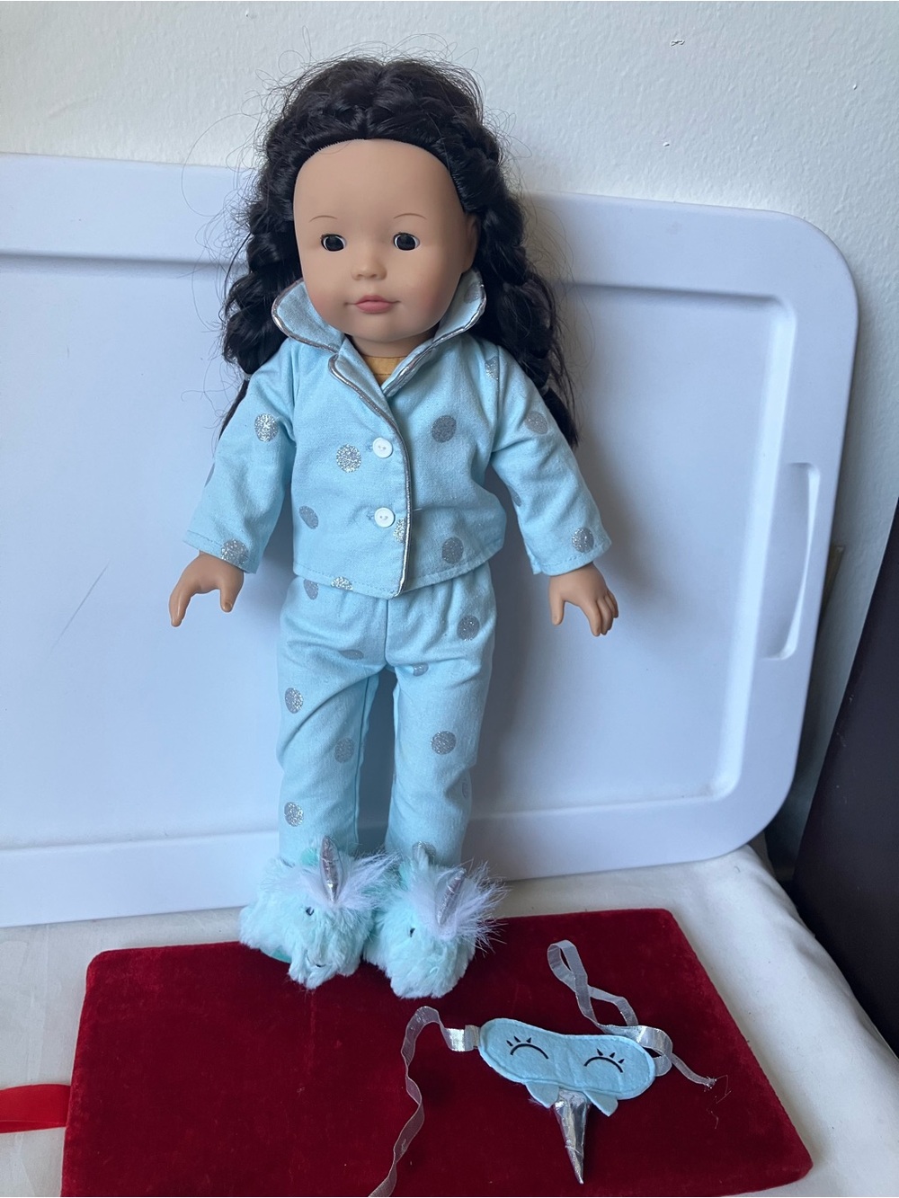 Pottery Barn Gotz Kids Gigi 18" Vinyl & Cloth Body Asian Doll Unicorn Sleep Set.